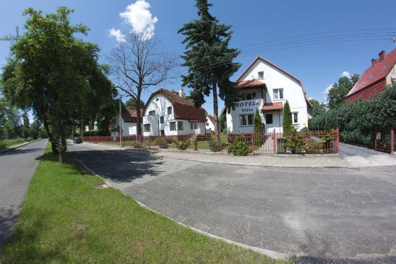 Hotelik Villa Legnica Exterior photo